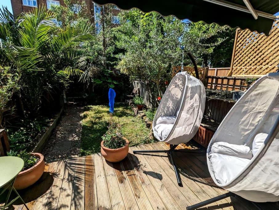 Appartamento Charming 2-Bed Garden Flat Londra Esterno foto