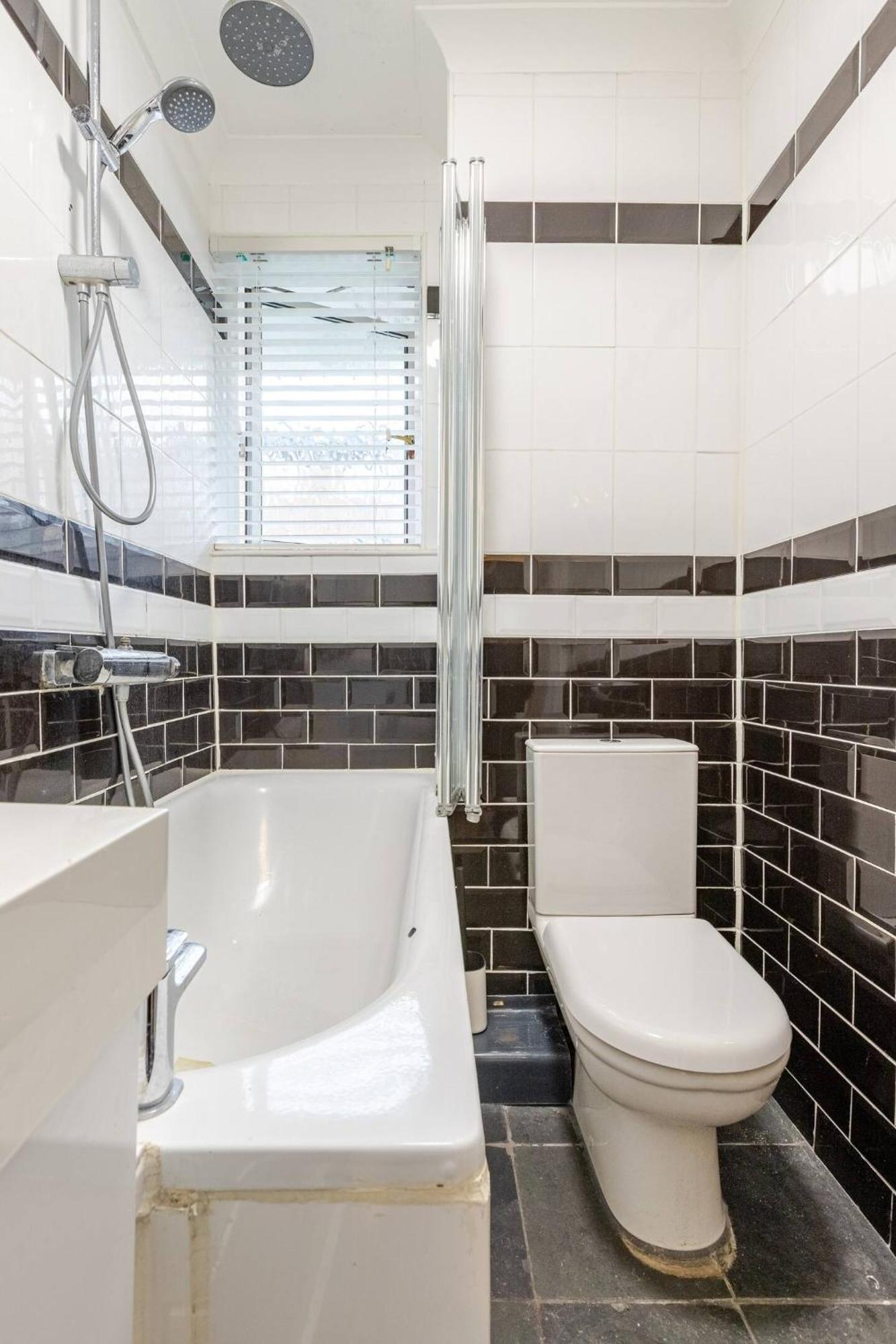 Appartamento Charming 2-Bed Garden Flat Londra Esterno foto